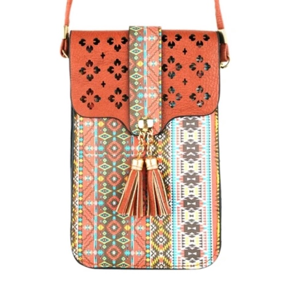 VEGAN LEATHER AZTEC BOHEMIAN CROSSBODY MINI BAG. - Picture 5 of 6